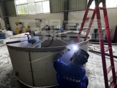 加工工艺：切割下料、打坡口、折弯、卷圆、焊接  定制各种炉胆